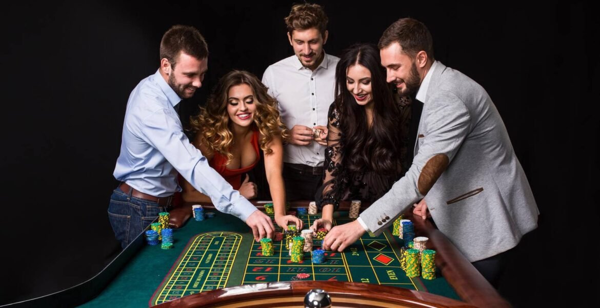 Tampilan game slot MAX303 dengan berbagai pilihan provider dan fitur bonus menarik